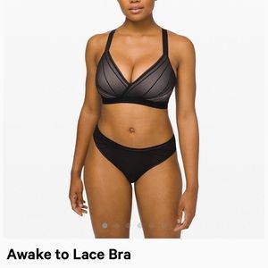 NWT 34B Lululemon Awake to Lace Sports Bra